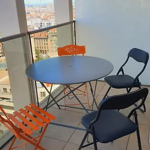 Terrasse De La Gare Lyon